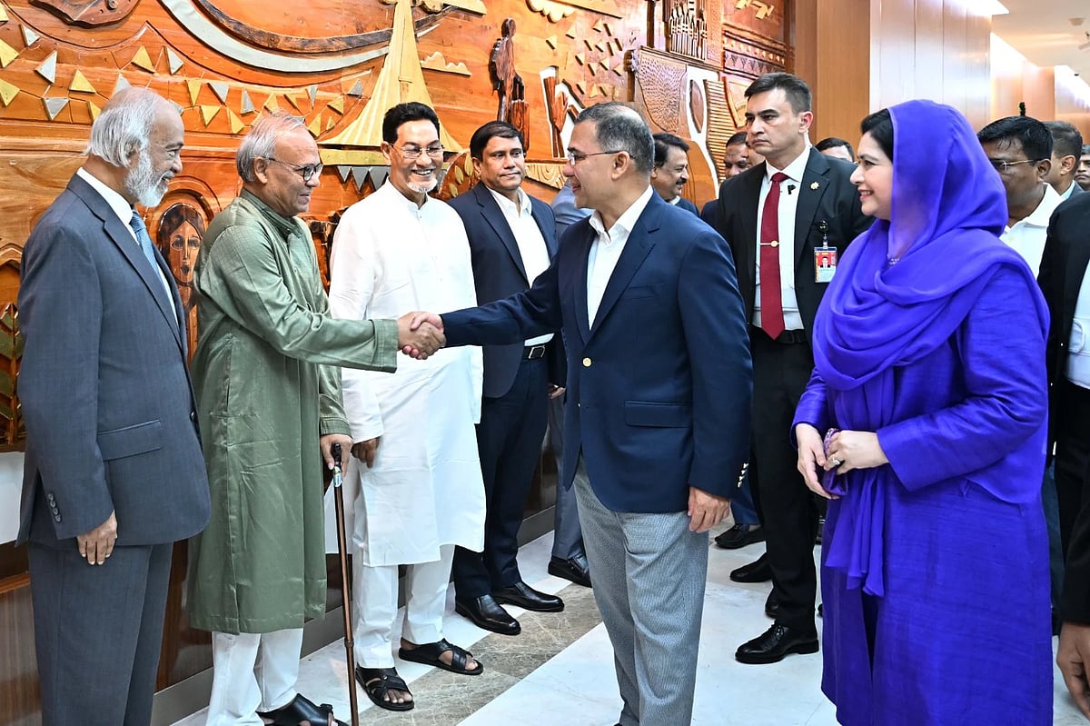 জাতিসংঘের ৮১তম সাধারণ পরিষদে যোগ দিতে নিউইয়র্কে প্রধানমন্ত্রী