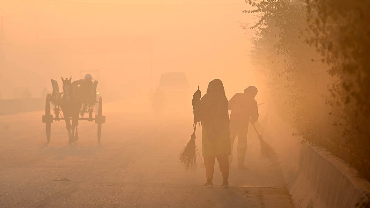 Pakistan faces worsening air quality crisis as energy shortage forces coal reliance