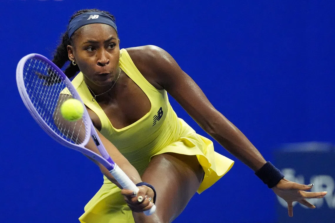 Gauff advances to US Open third round after battling past Badosa