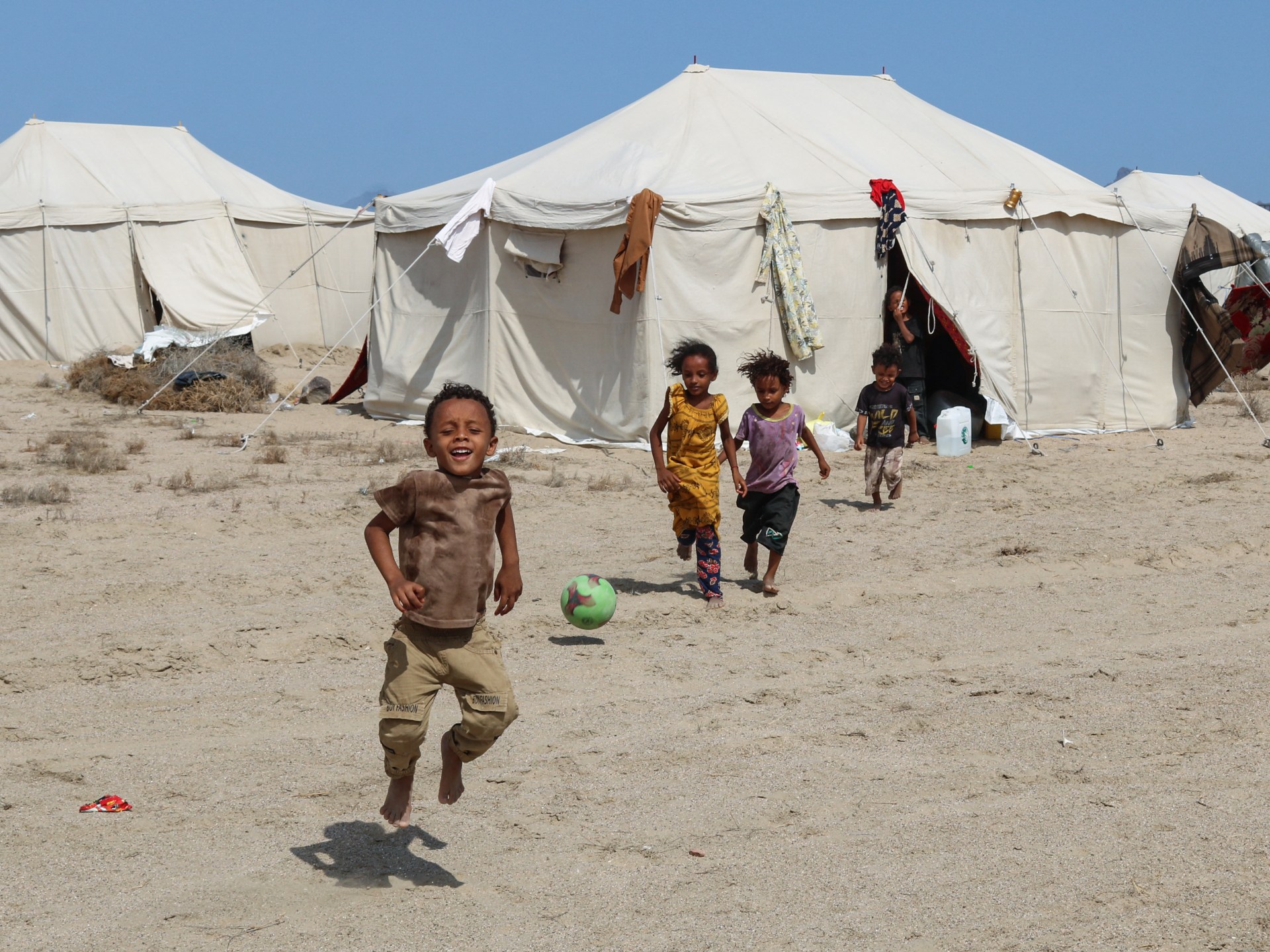 Yemen conflict displaces 71,000 children, fuels malnutrition crisis