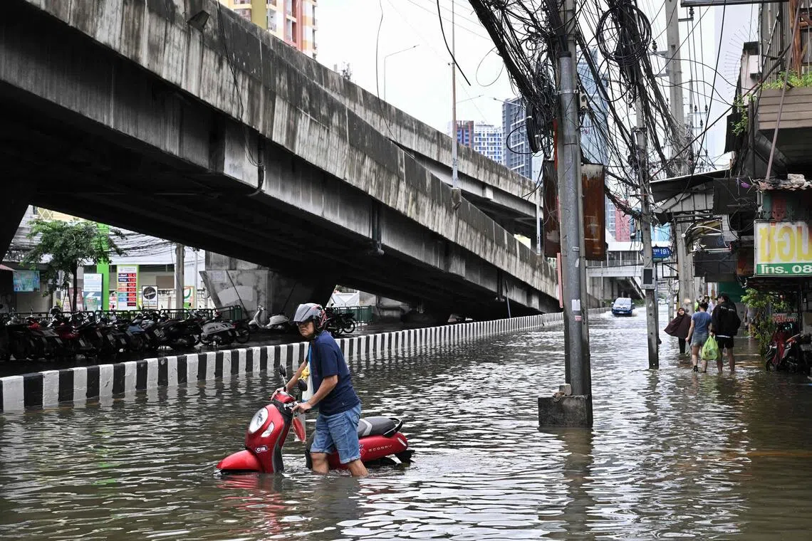 Thai capital grapples with major flooding affecting tens of thousands