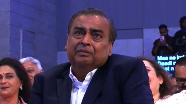 Mukesh Ambani moved as Anant recalls founder Dhirubhai's legacy at Jio listing