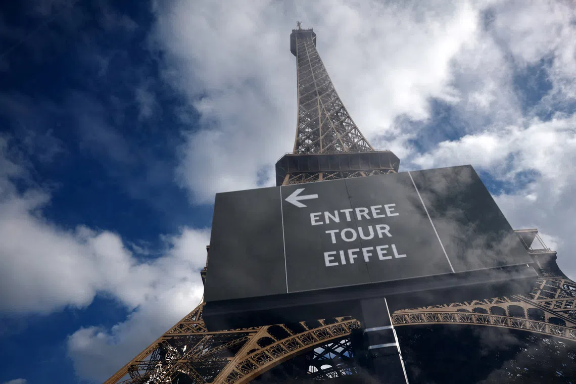 Paris opens probe after women excluded from Hindu delegation visit