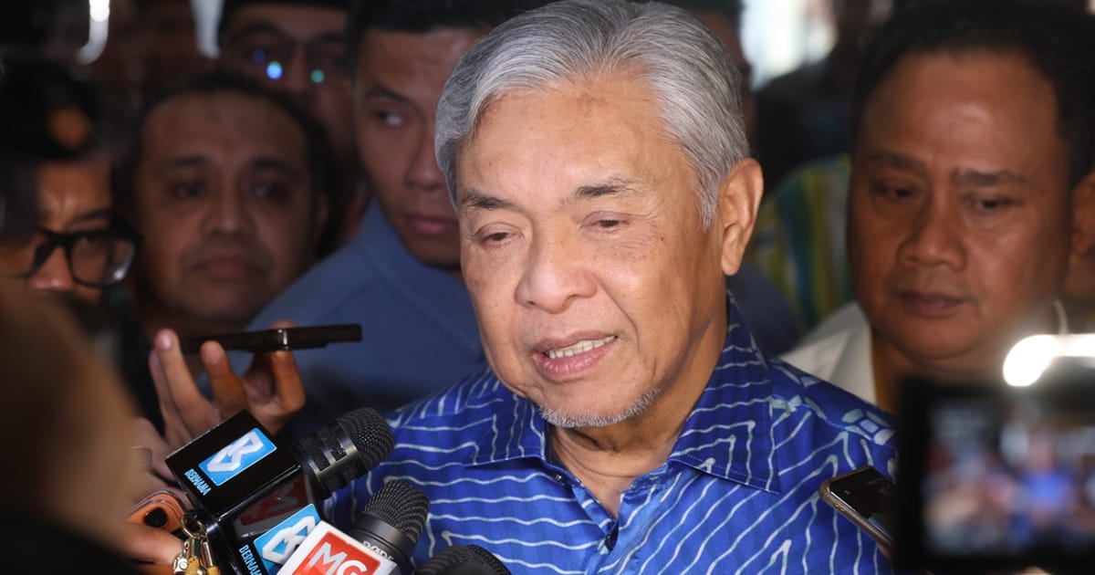 Zahid ingatkan Adun BN elak campur tangan isu DKU dan institusi diraja