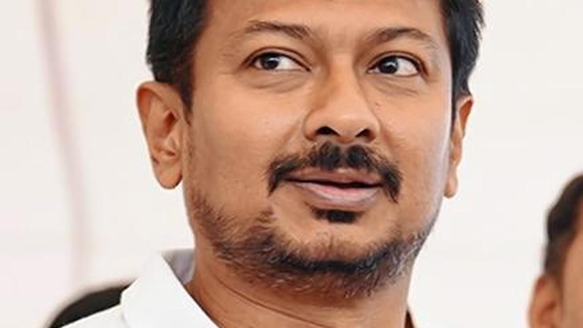 तमिलनाडु के नवोदय स्कूल फैसले का उद्धव का स्वागत, विशेष सत्र की मांग