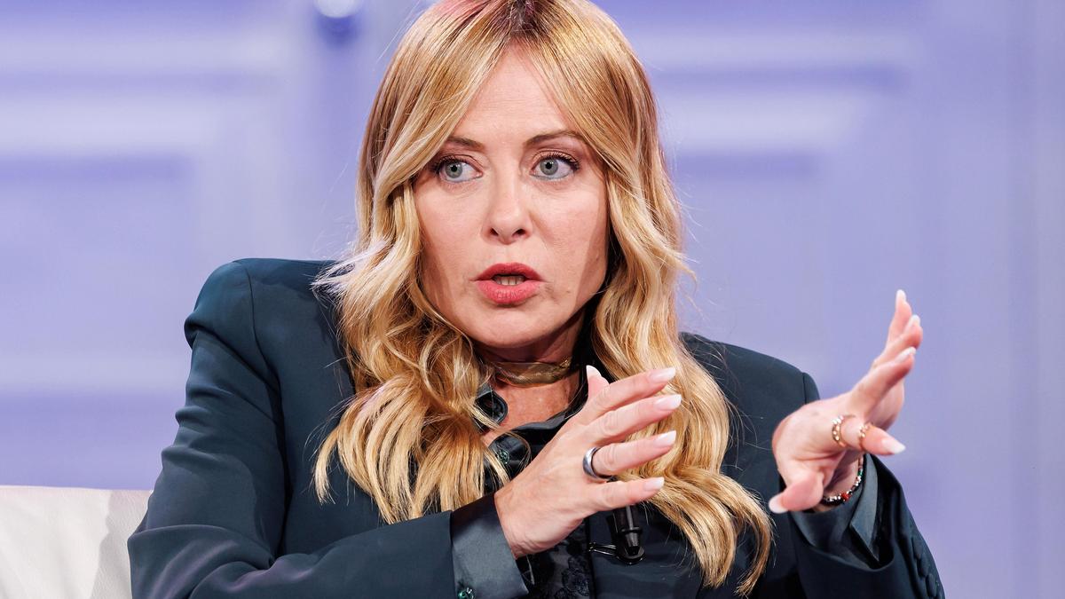 Italy imposes language requirements, veil restrictions in schools