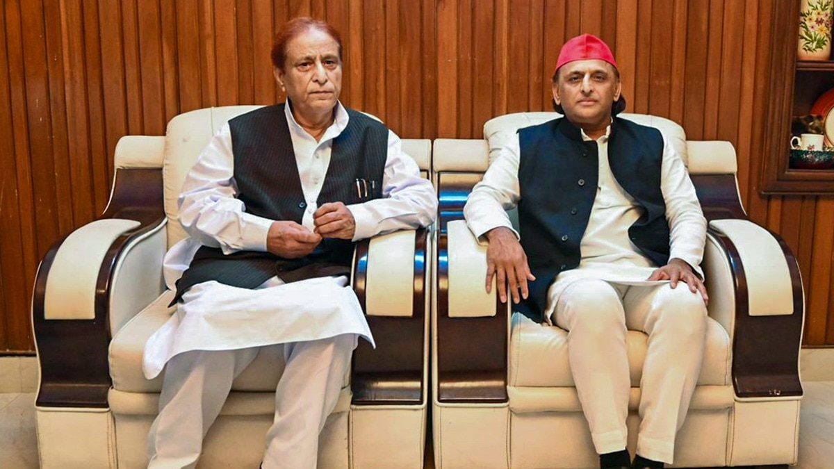 Akhilesh-Azam Khan meeting signals shift in UP political dynamics