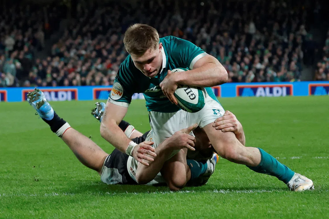 Ireland flyhalf Crowley sidelined until new year with ongoing injury