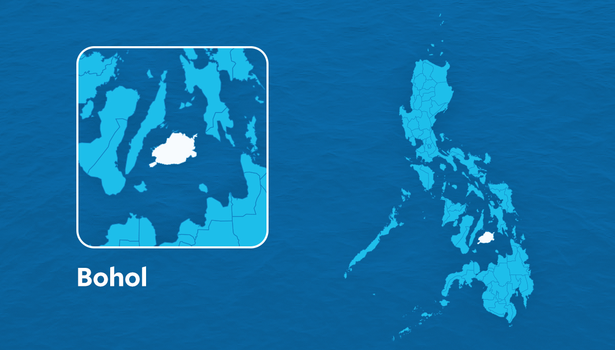 Fishermen rescue 16 from sinking boat off Bohol coast