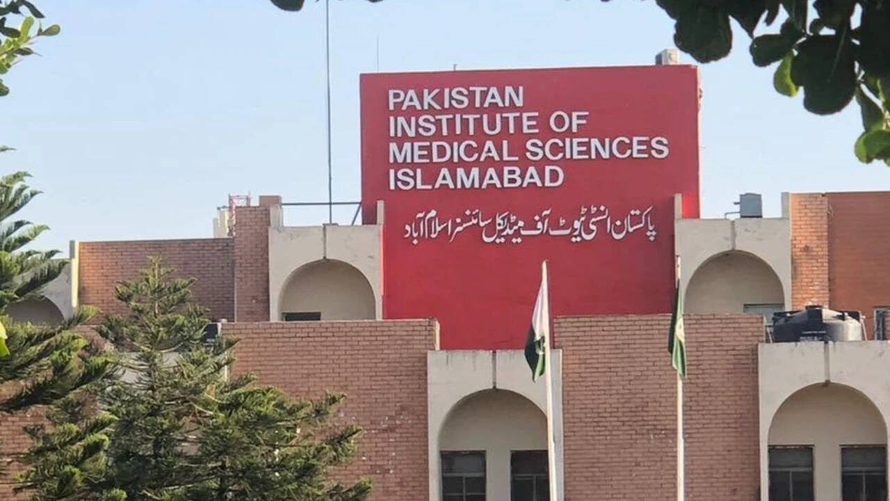 Fire at Islamabad hospital kills 15 newborns in maternity ward