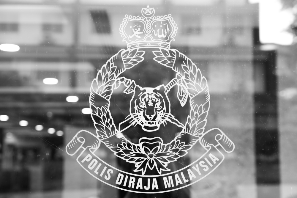 Pelajar Tahun Enam Cedera Bakar Letupkan Kembang Api, Polis Siasat Pengaruh Media Sosial
