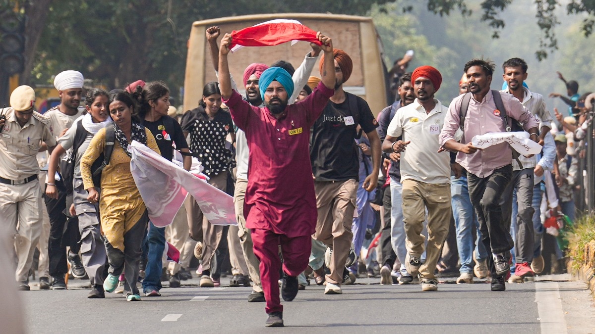 Delhi braces for fresh protests as activists demand poll chief's resignation