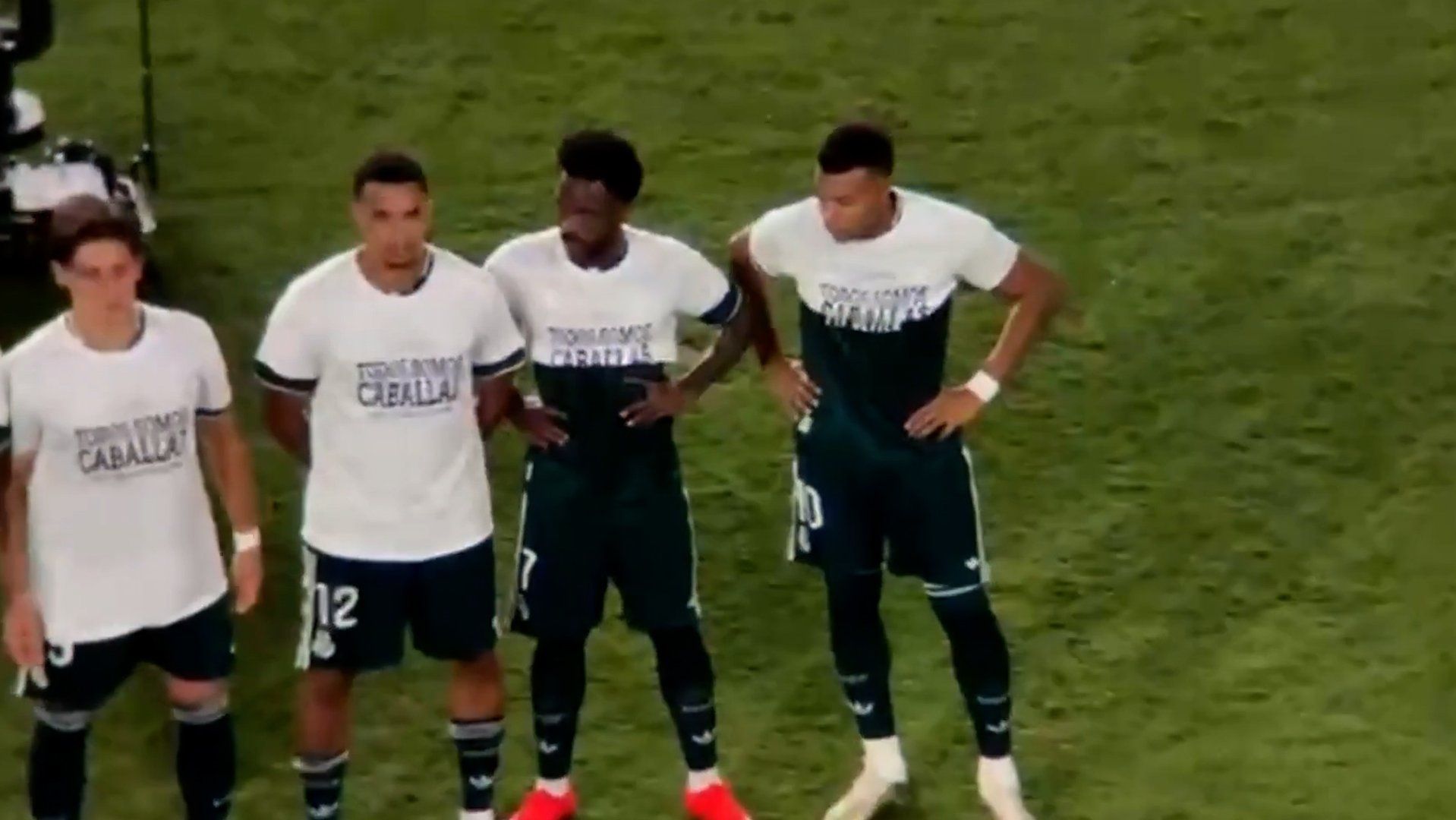 Real Madrid players conceal Ceuta solidarity message during match