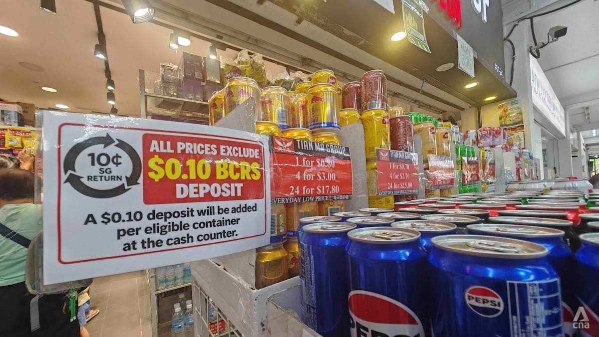 Retailers scramble as beverage container return scheme deadline looms