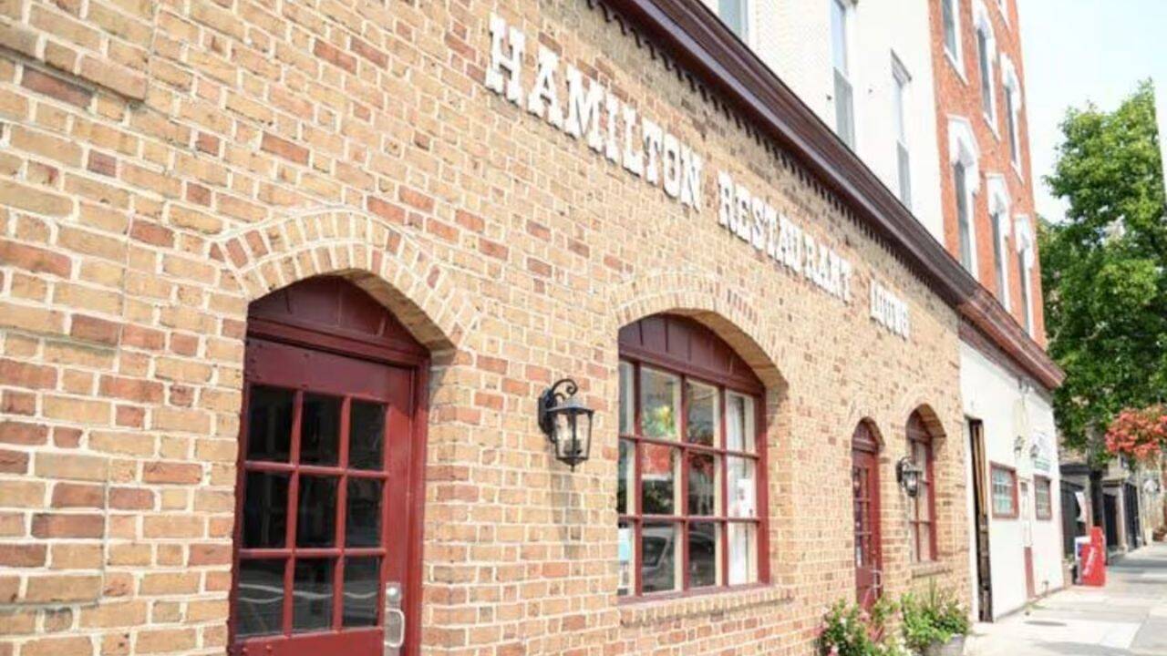 From Dishwasher to Proprietor: Greek Immigrant's Rise to Restaurant Ownership