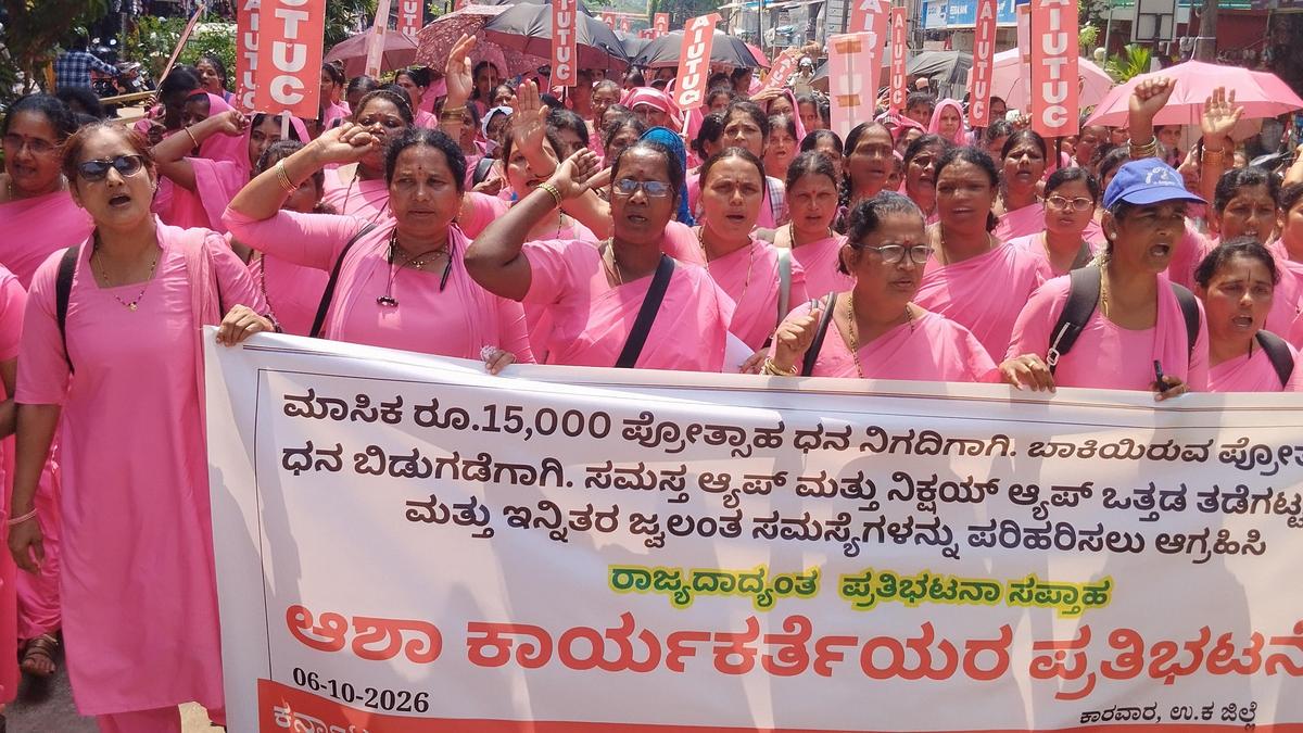 ASHA workers demand ₹15,000 monthly pay across India