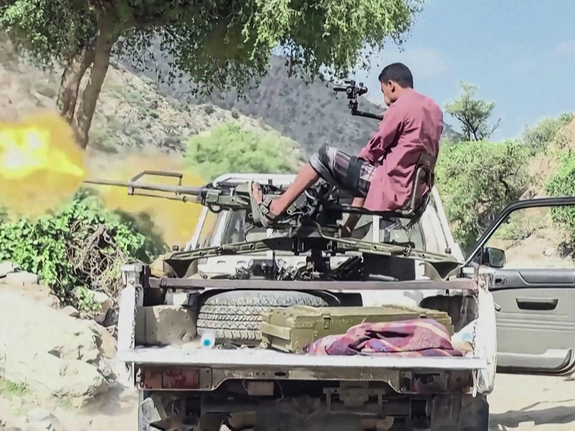 Yemen's government escalates air campaign against Houthi rebel positions