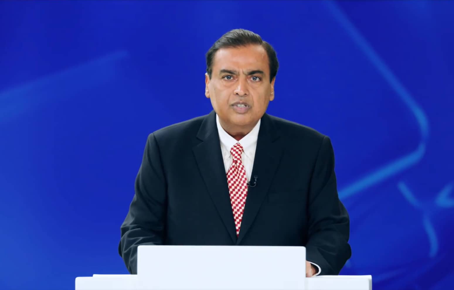 Reliance Industries surges past Q2 forecasts on energy revenues