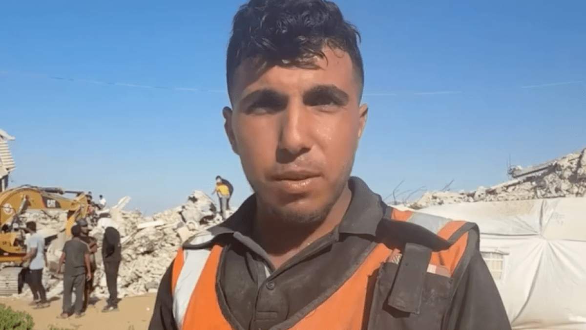 Gaza rescue worker recovers bodies of 21 family members from rubble