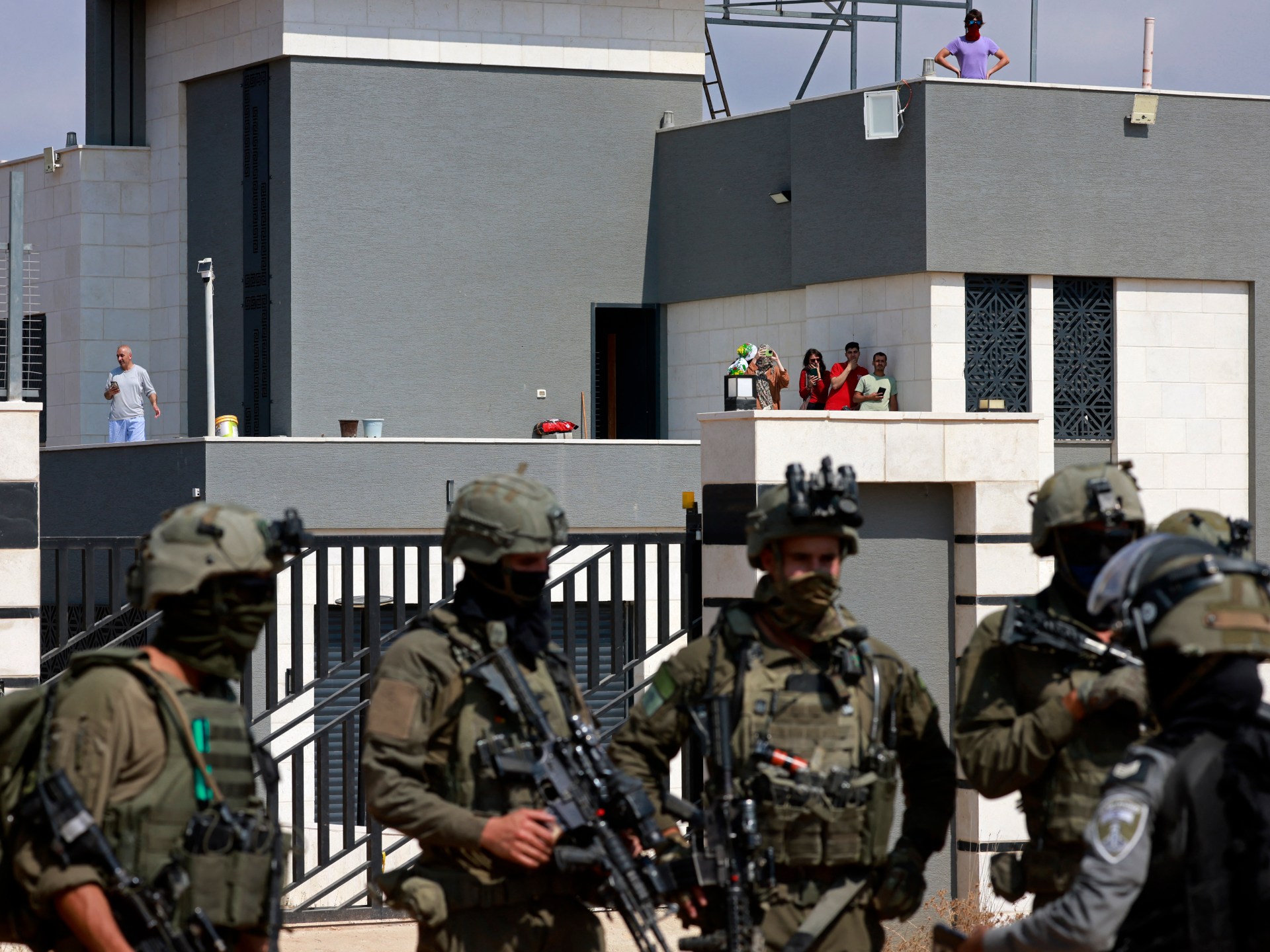 Israeli forces conduct sweeping operation after West Bank stabbing