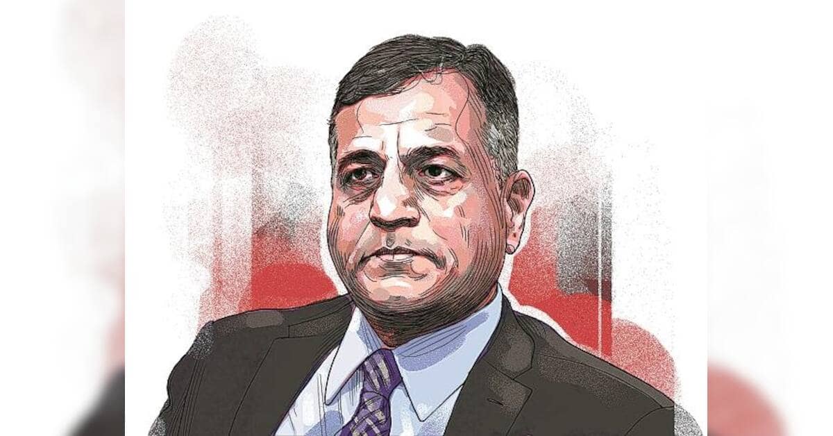Lavasa warns of federalism threats, urges restraint from officials