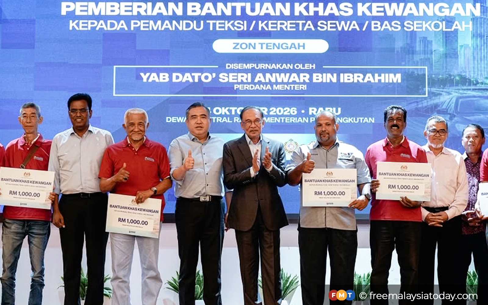 Loke Jelaskan Insentif RM1,000 Bukan Khusus untuk Pemandu Teksi Melaka
