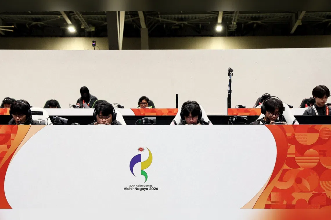 Chinese player Mu Xinyue wins first women's e-sports gold at Asian Games