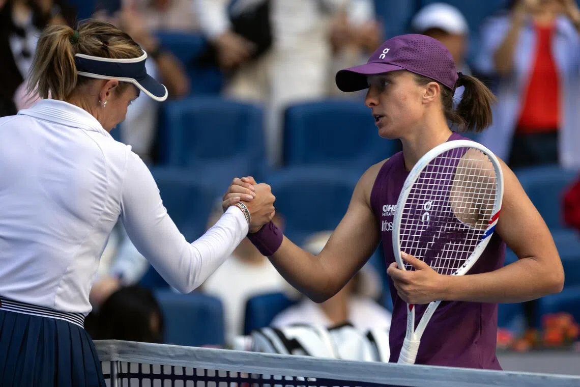 Swiatek, Zheng advance to China Open semis after grueling matches