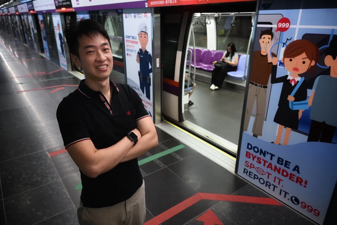 Commuter hailed for stopping voyeur at Sengkang MRT station