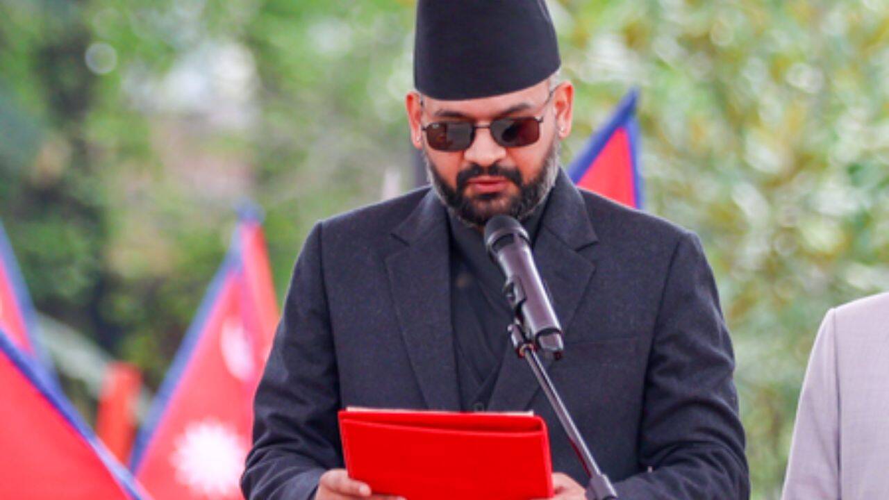 Nepal leaders call for unity as nation celebrates Phulpati Dashain