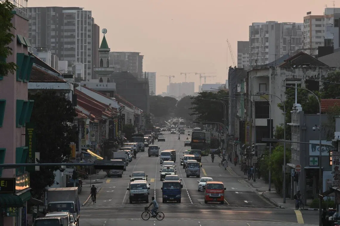 Western Singapore air quality reaches unhealthy levels as PSI hits 102