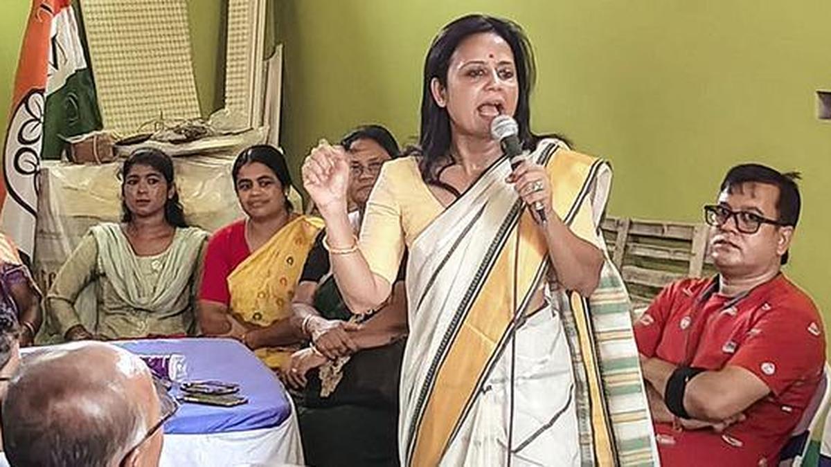 Trinamool MP alleges exclusion of Muslim bureaucrats from Shah events