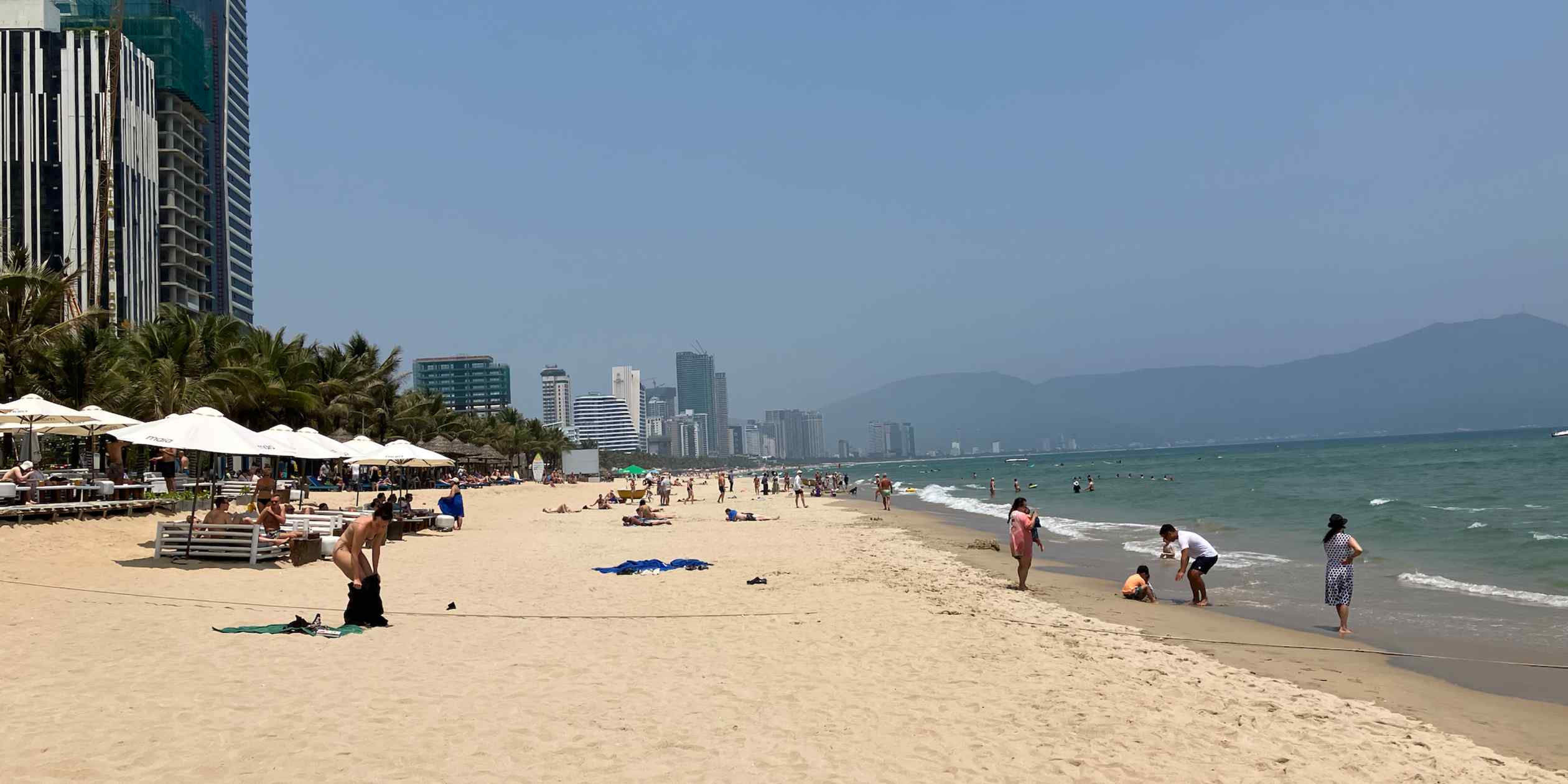 Vietnam's Danang intensifies begging crackdown amid tourism boom