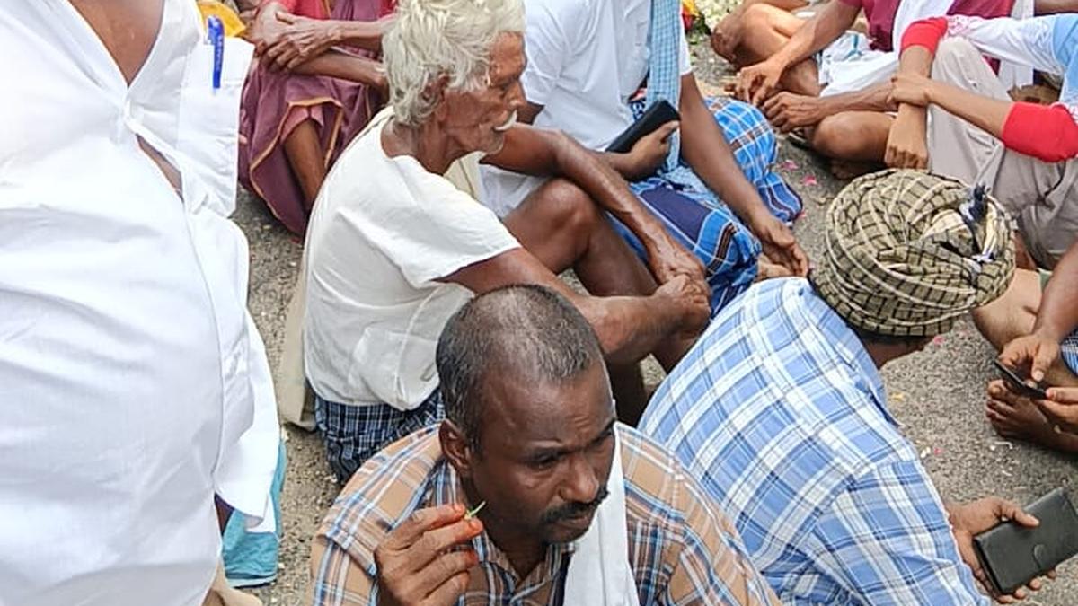 Tamil Nadu commission seeks action after SC man faces burial discrimination