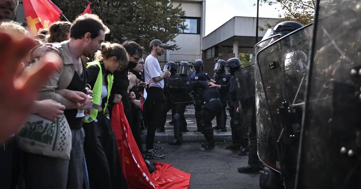 French high schools forced to close amid escalating student protests