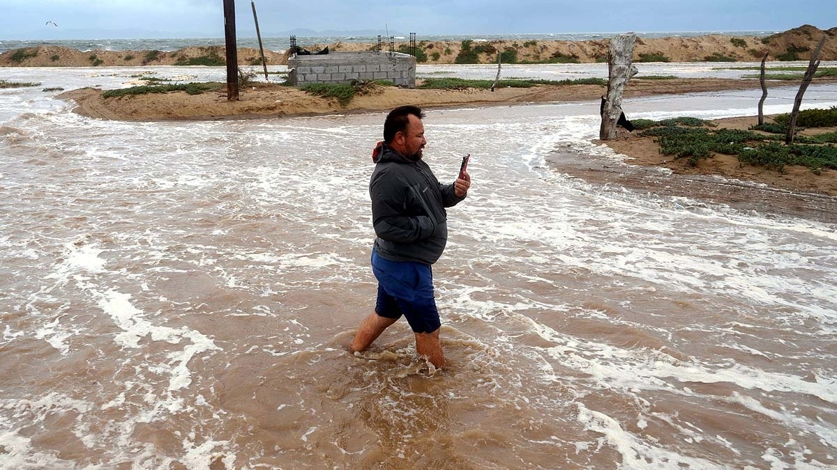 Hurricane Polo targets Mexico with storm surge and flooding threats