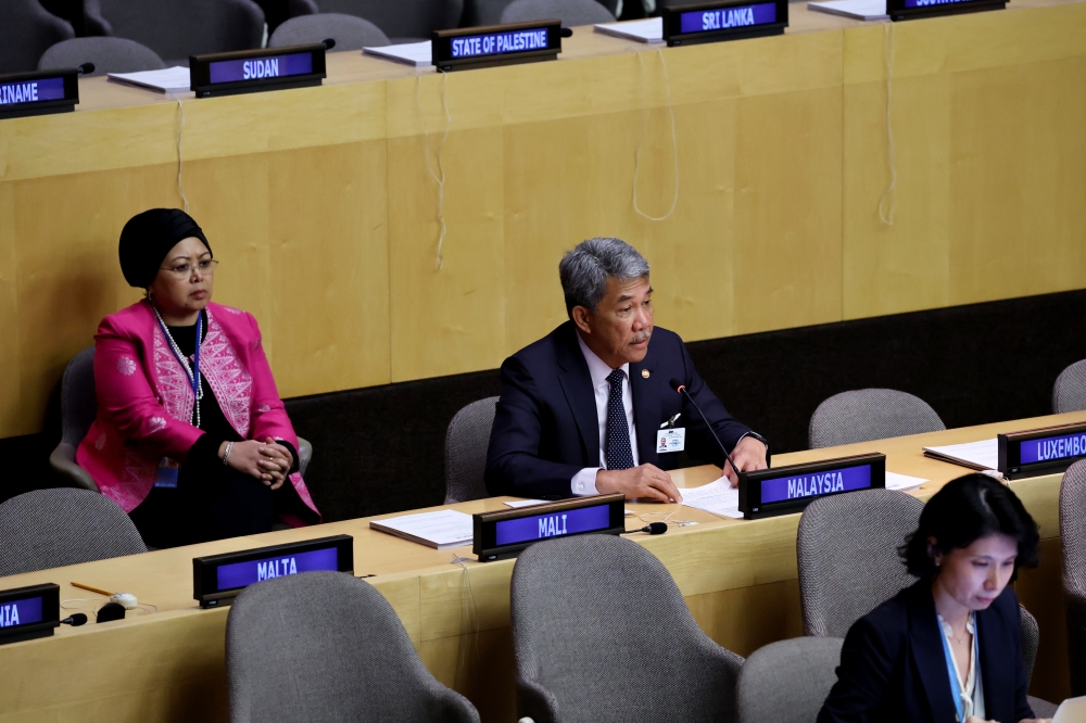 Malaysia urges world to share pandemic prevention responsibility