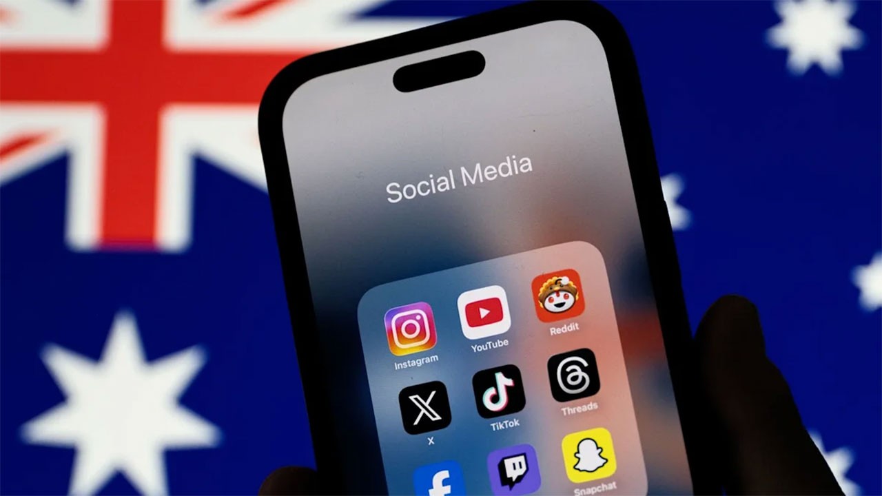 Australia moves to give users control over social media algorithms