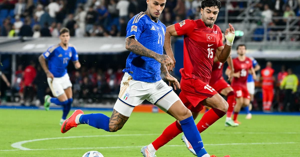 Esposito Cetak Gol Kemenangan, Itali Kalahkan Turki 3-1 di Liga Negara