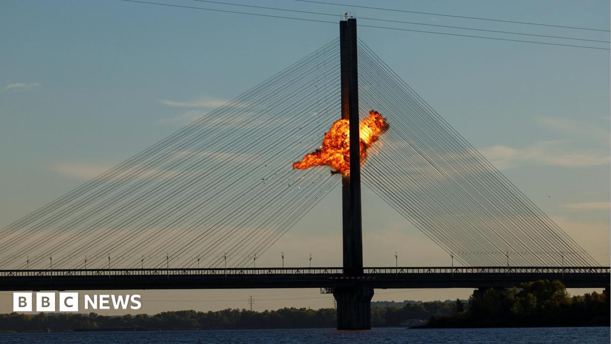 Russian strikes intensify damage to Kyiv infrastructure, mayor warns