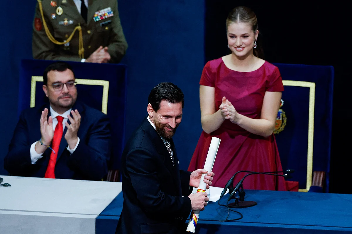 Messi Awarded Spain's Highest Sports Honour by Princess Leonor