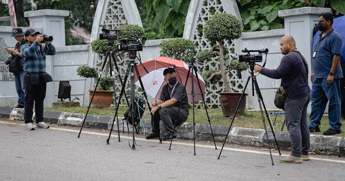 Penjara Kajang menjadi pusat perhatian media susulan pemberian pengampunan bersyarat Najib
