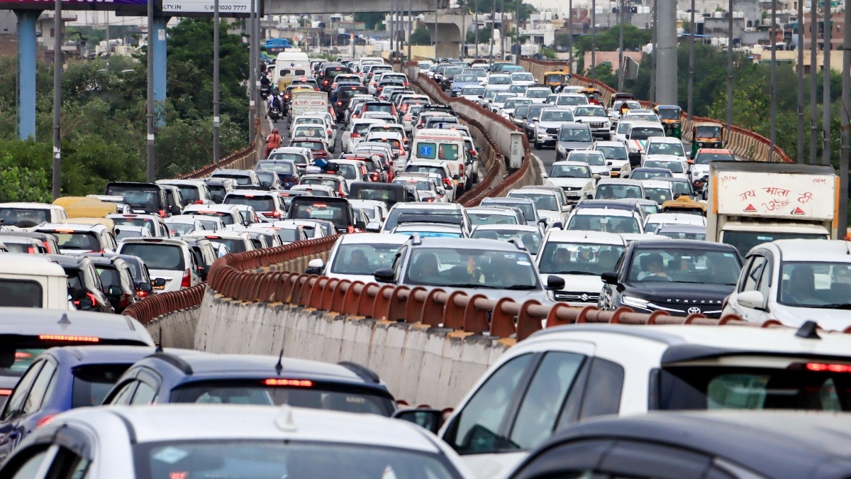 Delhi's Barapullah Flyover Grapples with Design Flaws and Navigation Errors