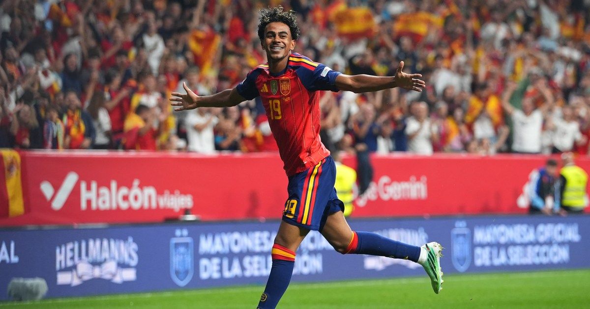 Barcelona's Yamal Eyes Record as Youngest Ballon d'Or Winner