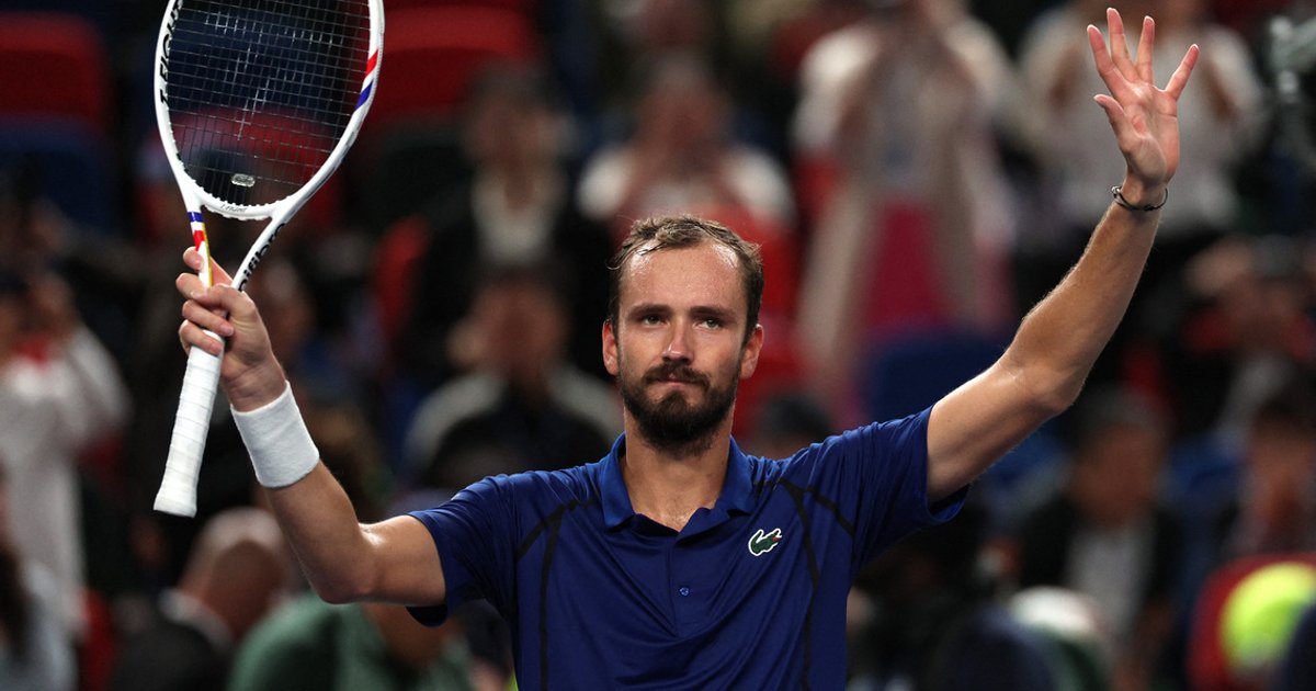 Medvedev retains Almaty Open crown with victory over Basilashvili