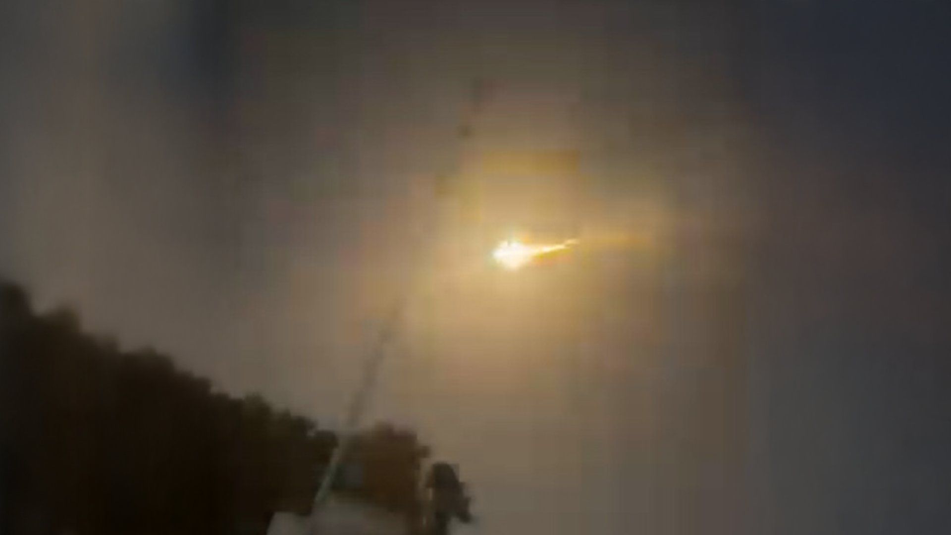 Bright object streaks across Libyan sky, followed by loud blast