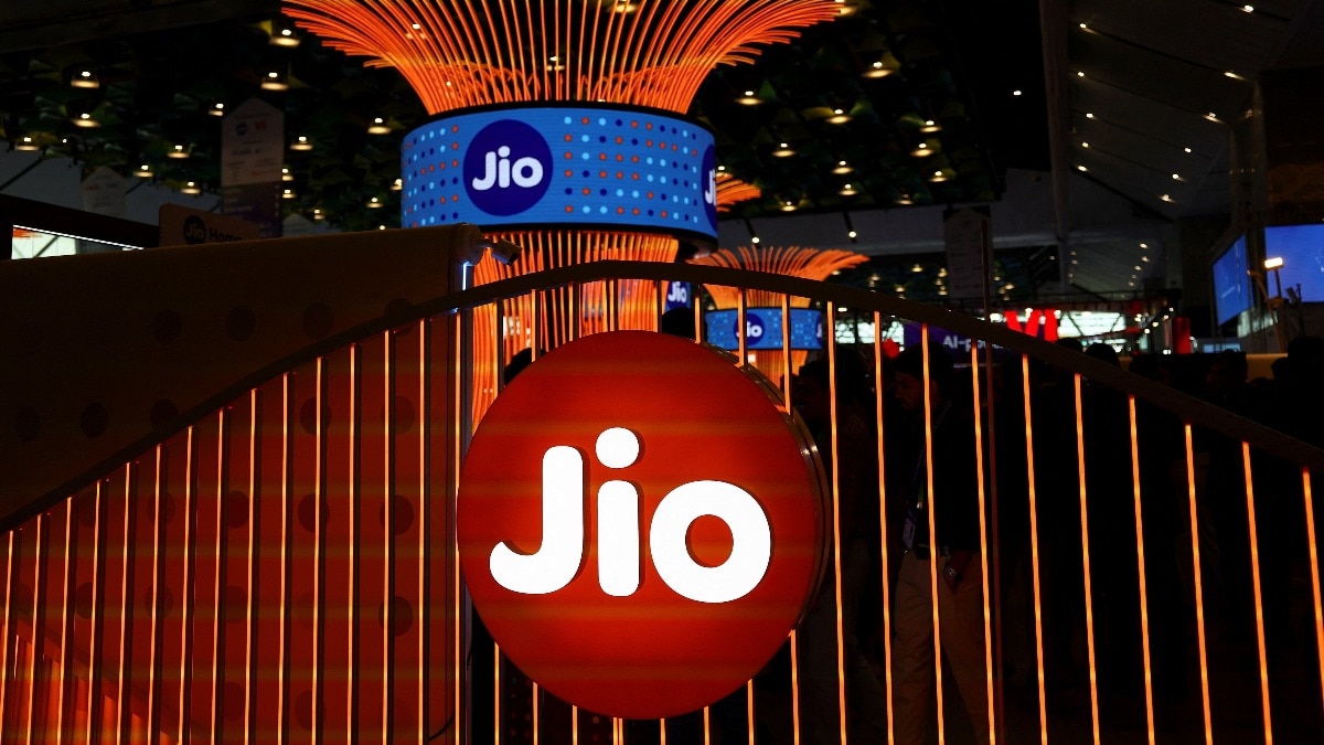 Jio Sets Multiple Records with Blockbuster IPO Launch