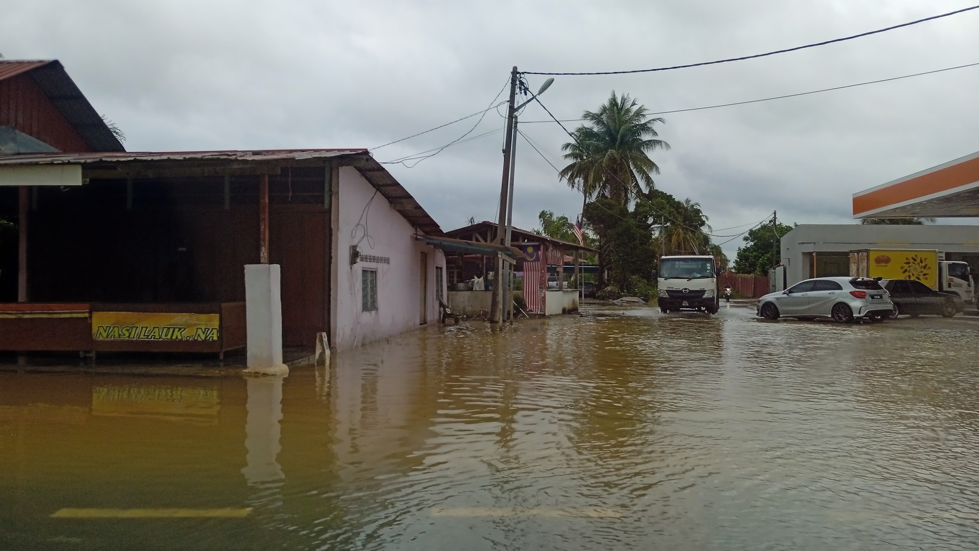 Pusat Bantuan Banjir Ditutup di Penang, Pahang dan Kedah