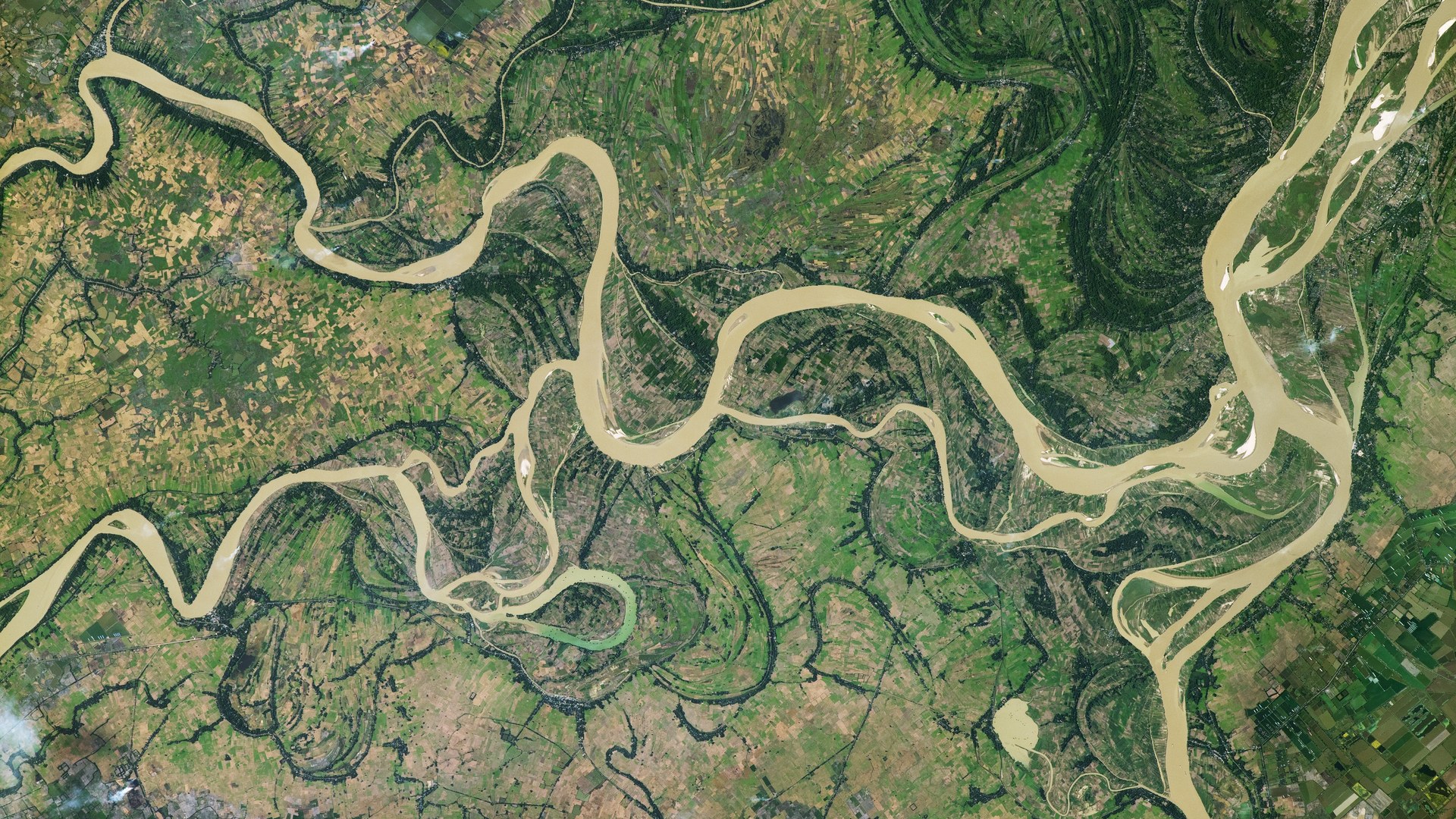 Myanmar's Flood Cycles: Nature's Role in Agricultural Sustainability