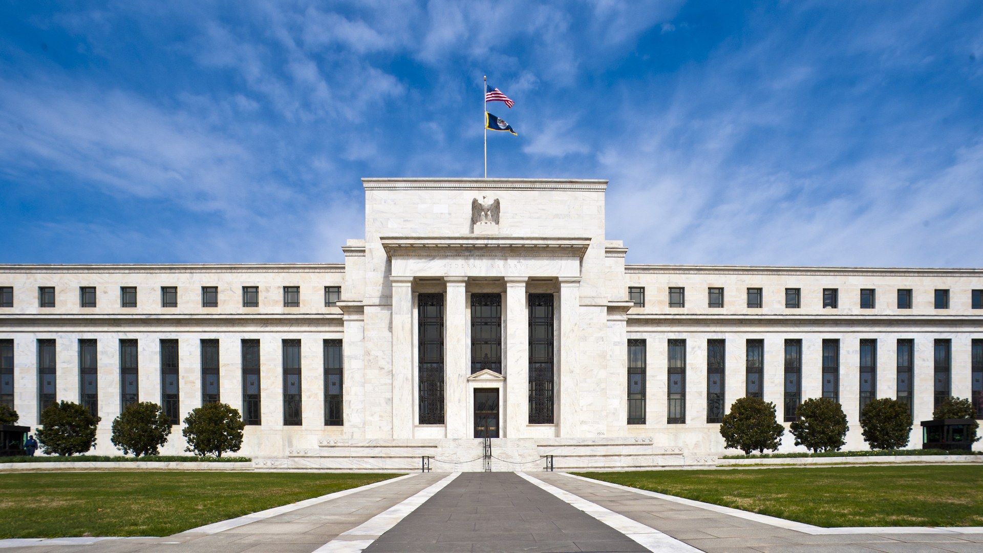 US Federal Reserve Maintains Rates Amid Persistent Inflation Concerns